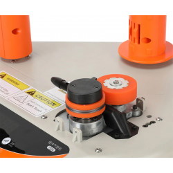 Unterseite der Luftpolstermaschine AirPack-100 – Lüftungsschlitze sichtbar